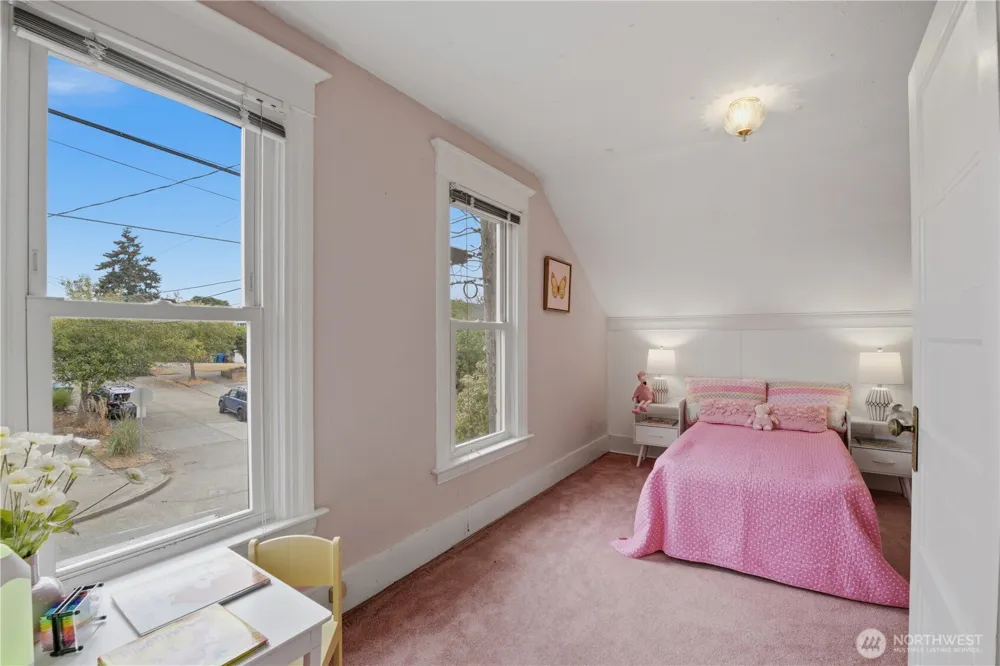 919 20th Avenue S Seattle, WA 98144