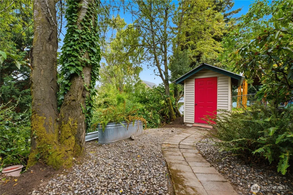 919 20th Avenue S Seattle, WA 98144
