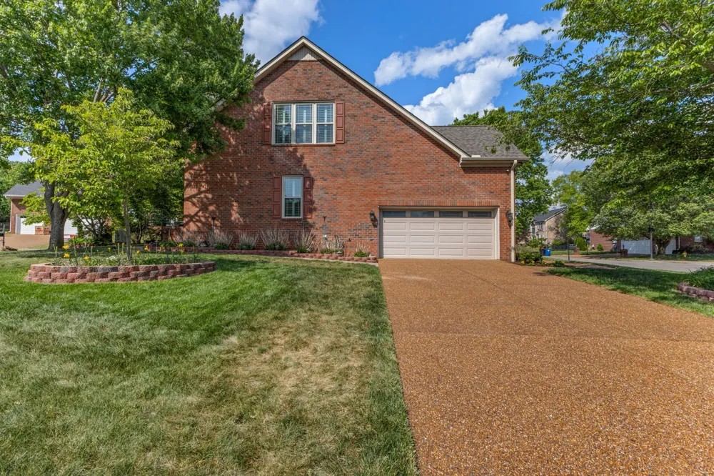 318 Logans Cir Franklin, TN 37067