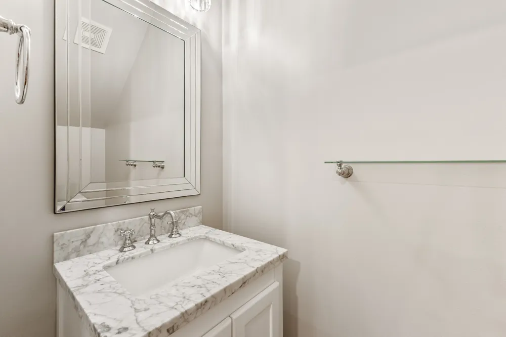 318 Logans Cir Franklin, TN 37067