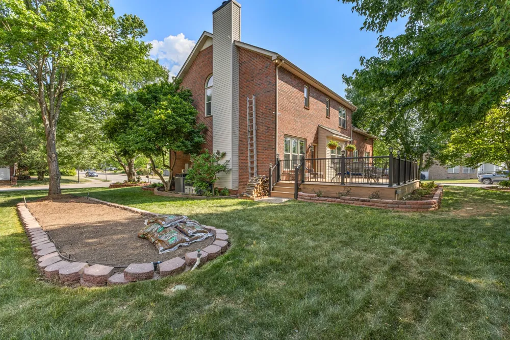 318 Logans Cir Franklin, TN 37067