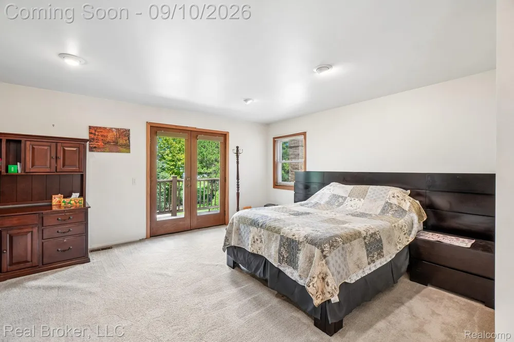 3630 Car Drive Commerce Charter Township, MI 48382