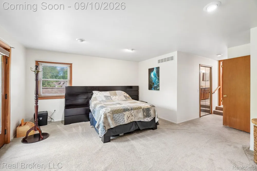 3630 Car Drive Commerce Charter Township, MI 48382