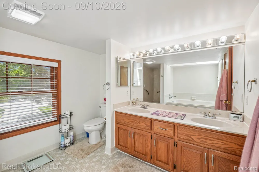 3630 Car Drive Commerce Charter Township, MI 48382