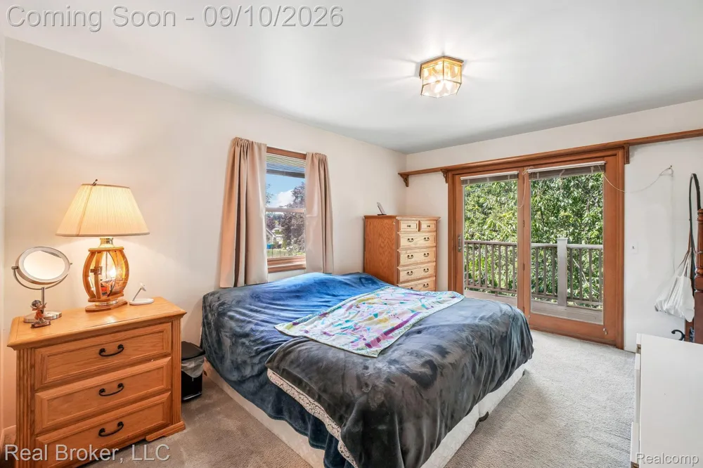 3630 Car Drive Commerce Charter Township, MI 48382