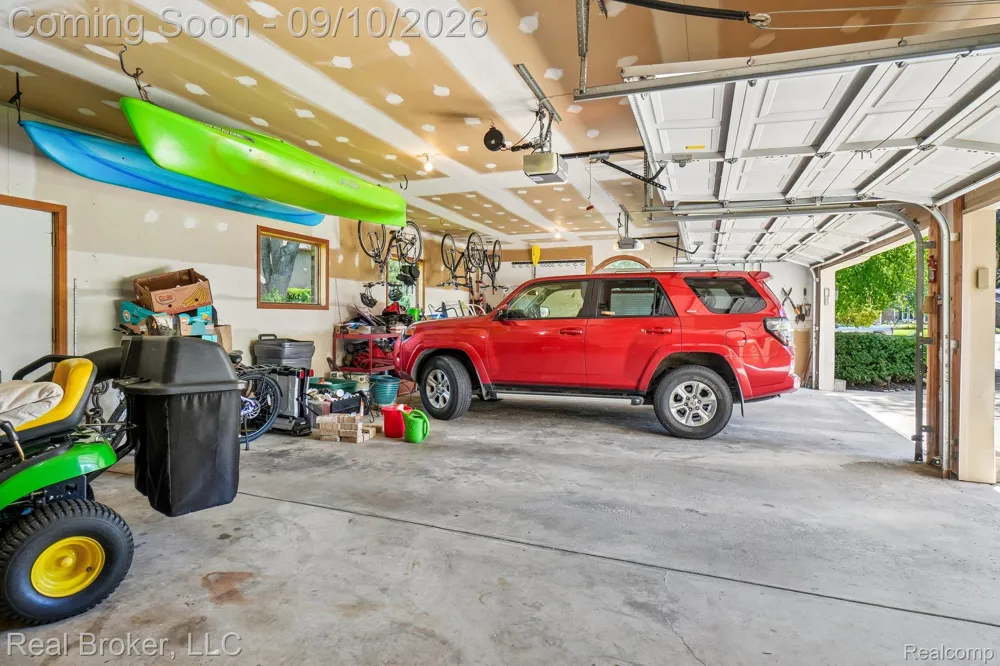3630 Car Drive Commerce Charter Township, MI 48382