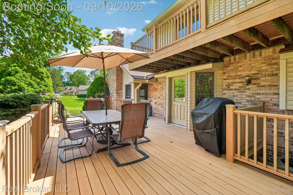 3630 Car Drive Commerce Charter Township, MI 48382