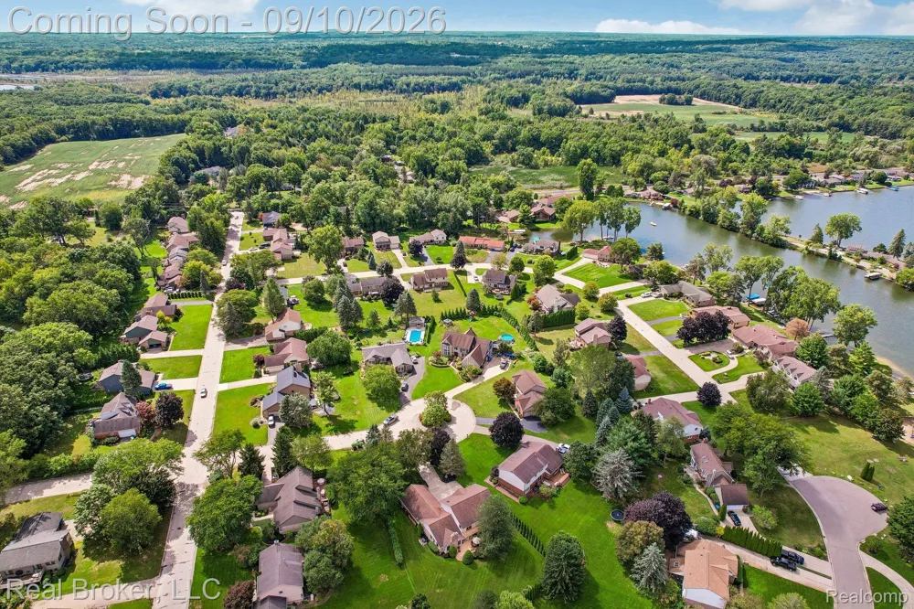 3630 Car Drive Commerce Charter Township, MI 48382