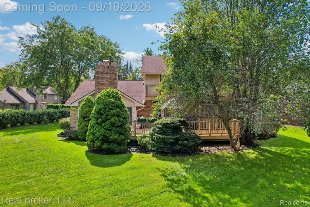 3630 Car Drive Commerce Charter Township, MI 48382