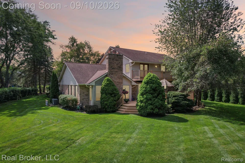 3630 Car Drive Commerce Charter Township, MI 48382