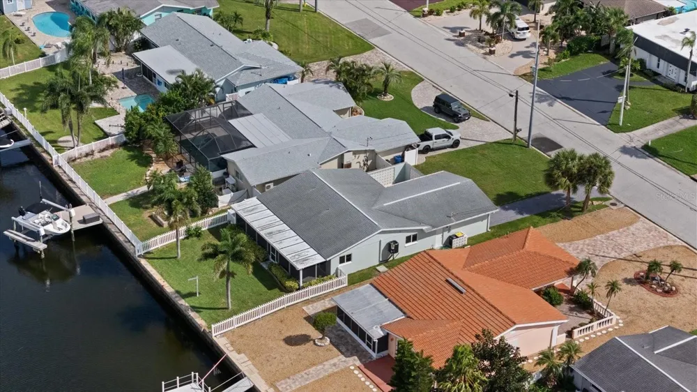 3961 HEADSAIL DRIVE New Port Richey, FL 34652