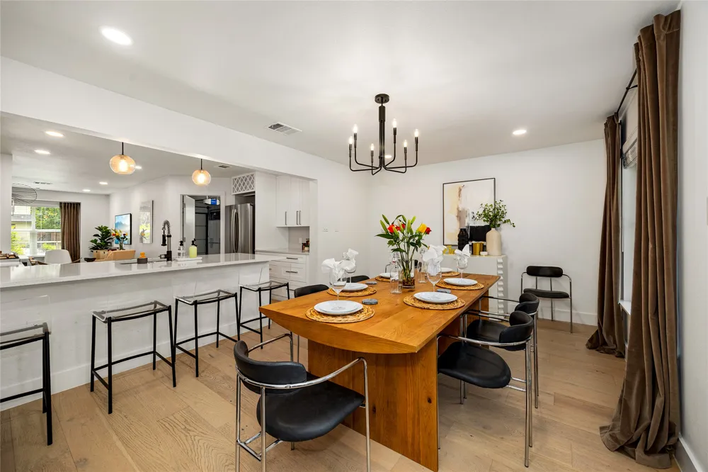 2701 Friar Tuck Lane Austin, TX 78704