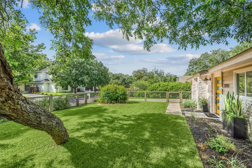2701 Friar Tuck Lane Austin, TX 78704