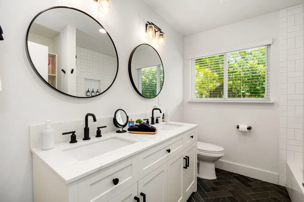 2701 Friar Tuck Lane Austin, TX 78704