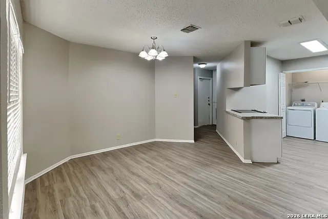 14250 CLOVER HL San Antonio, TX 78217