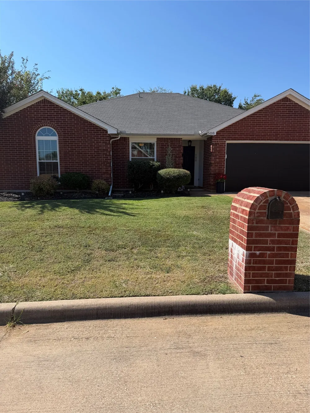 508 E Oak Street Aledo, TX 76008