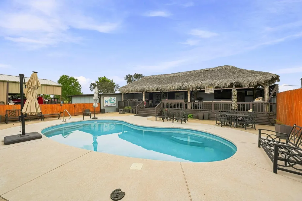 6340 Beard Rd Road Needville, TX 77461