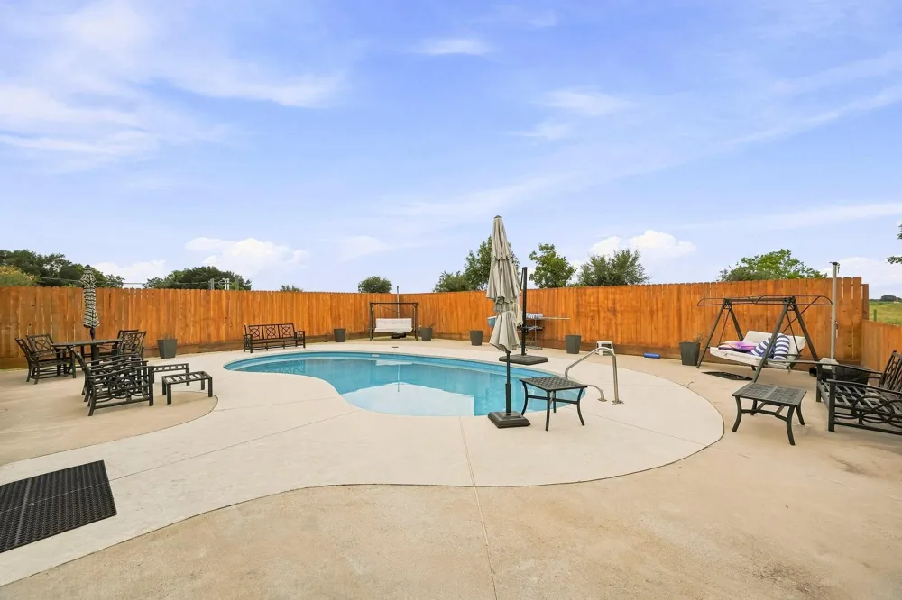6340 Beard Rd Road Needville, TX 77461