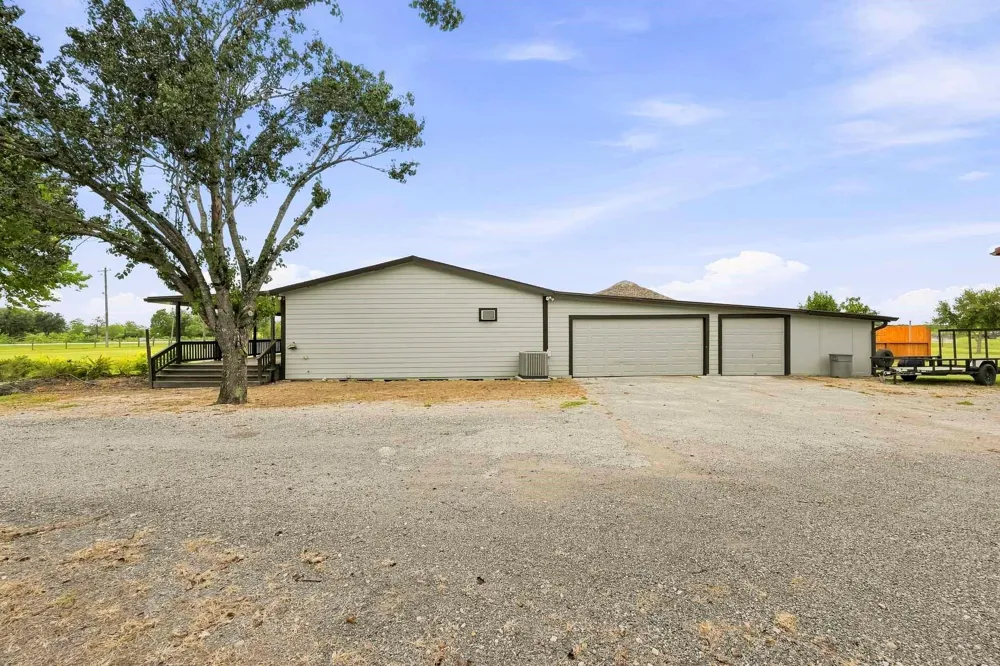6340 Beard Rd Road Needville, TX 77461