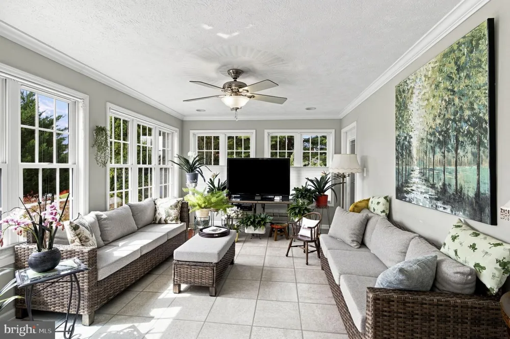 150 COLLINS AVENUE Luray, VA 22835
