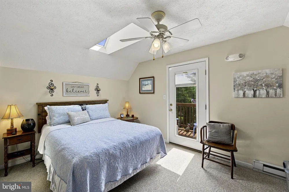 150 COLLINS AVENUE Luray, VA 22835