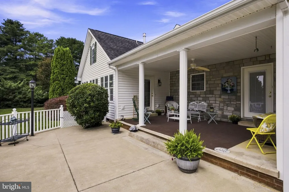 150 COLLINS AVENUE Luray, VA 22835
