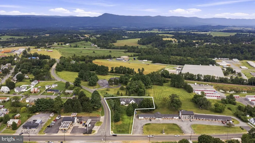 150 COLLINS AVENUE Luray, VA 22835