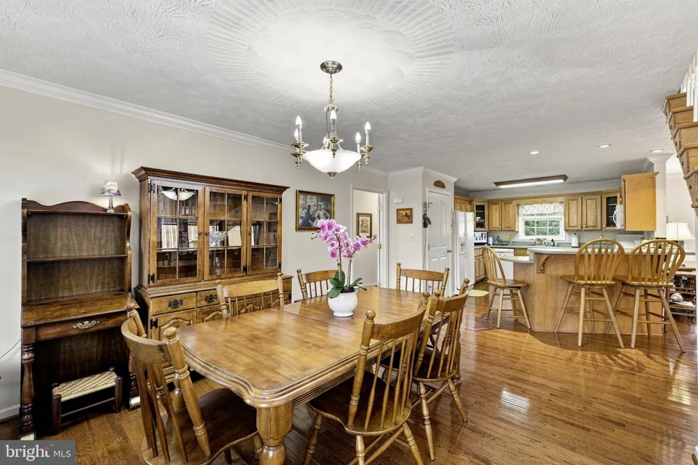150 COLLINS AVENUE Luray, VA 22835