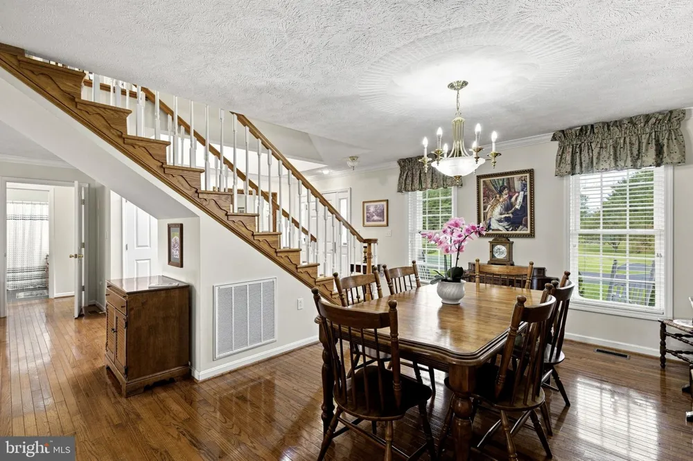 150 COLLINS AVENUE Luray, VA 22835