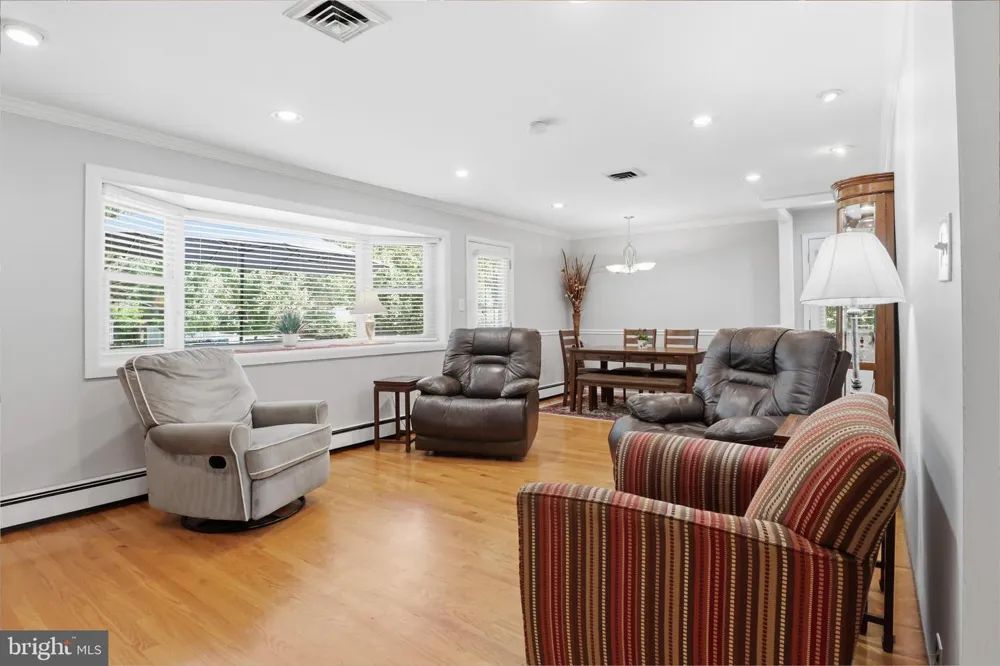 4216 JACKSON PLACE Alexandria, VA 22309