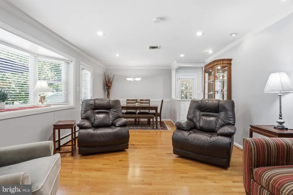 4216 JACKSON PLACE Alexandria, VA 22309