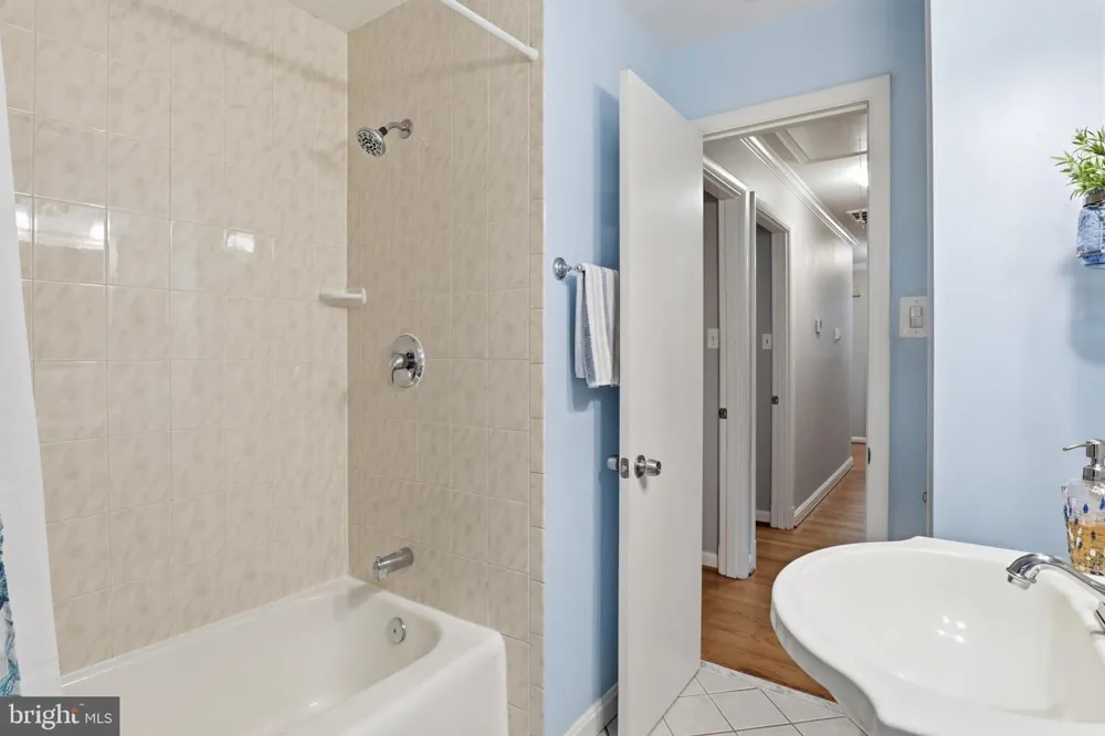 4216 JACKSON PLACE Alexandria, VA 22309