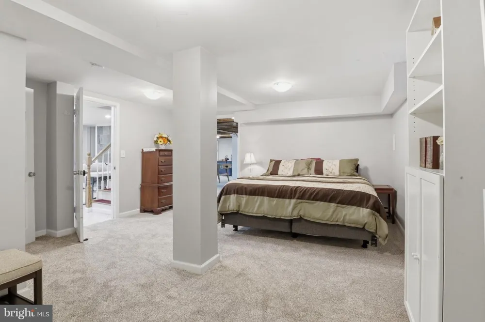 4216 JACKSON PLACE Alexandria, VA 22309