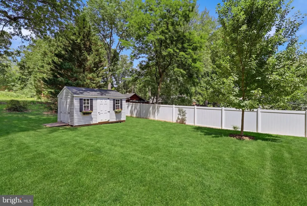 4216 JACKSON PLACE Alexandria, VA 22309