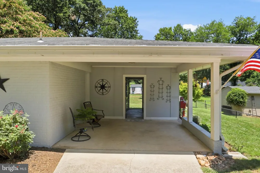 4216 JACKSON PLACE Alexandria, VA 22309