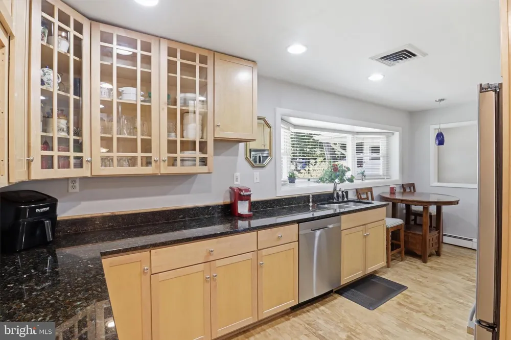 4216 JACKSON PLACE Alexandria, VA 22309