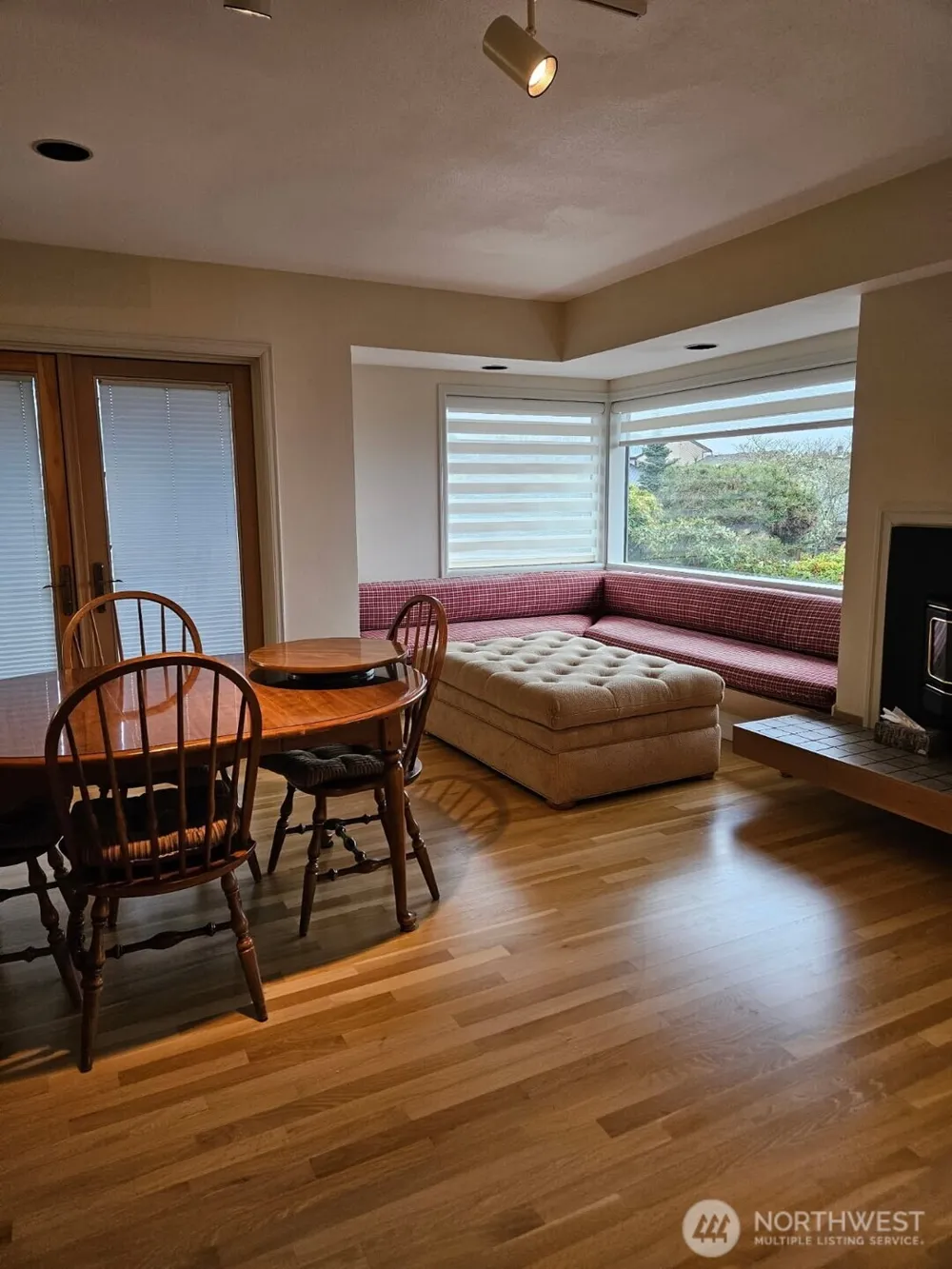 61 Leschi Drive SW Steilacoom, WA 98388