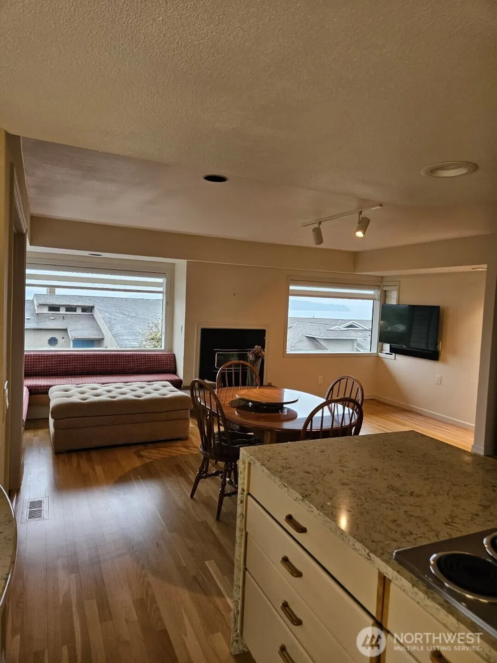 61 Leschi Drive SW Steilacoom, WA 98388