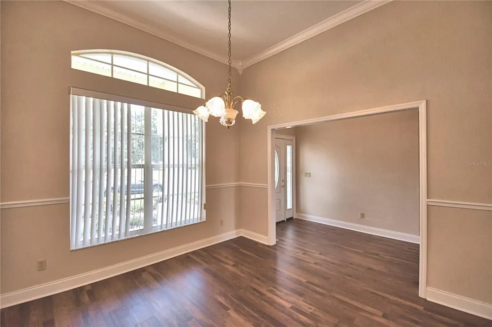 754 SANTA MARIA DR Winter Haven, FL 33884