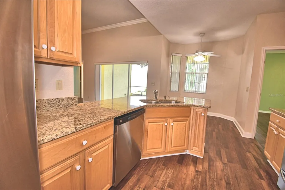754 SANTA MARIA DR Winter Haven, FL 33884