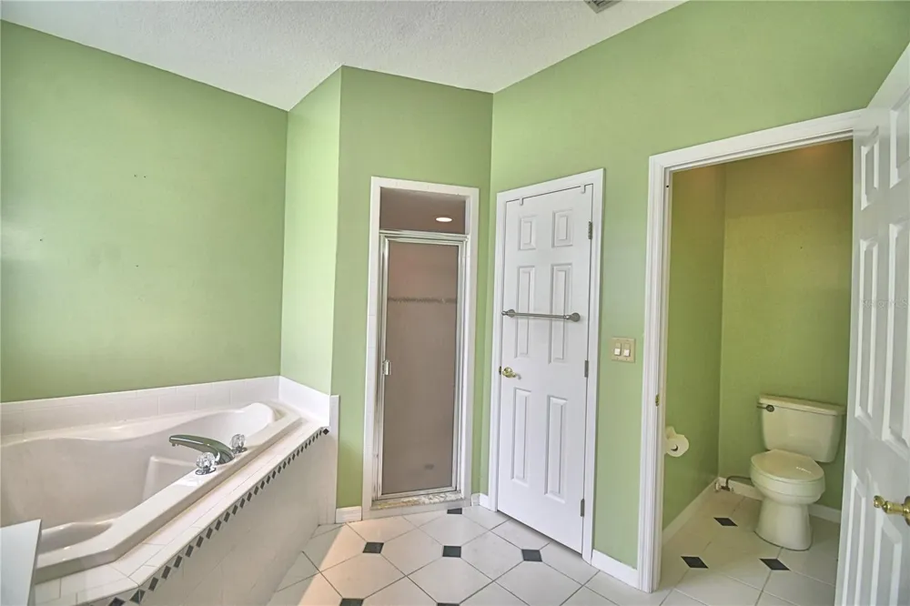754 SANTA MARIA DR Winter Haven, FL 33884