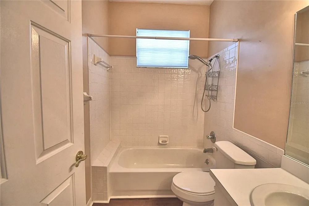 754 SANTA MARIA DR Winter Haven, FL 33884