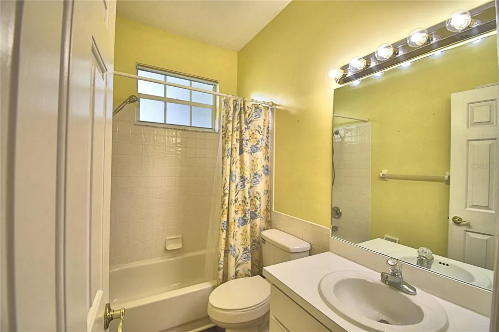 754 SANTA MARIA DR Winter Haven, FL 33884
