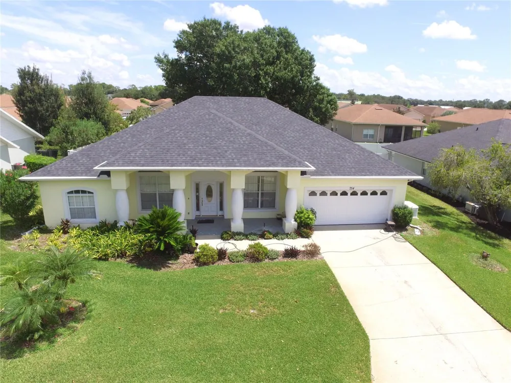 754 SANTA MARIA DR Winter Haven, FL 33884