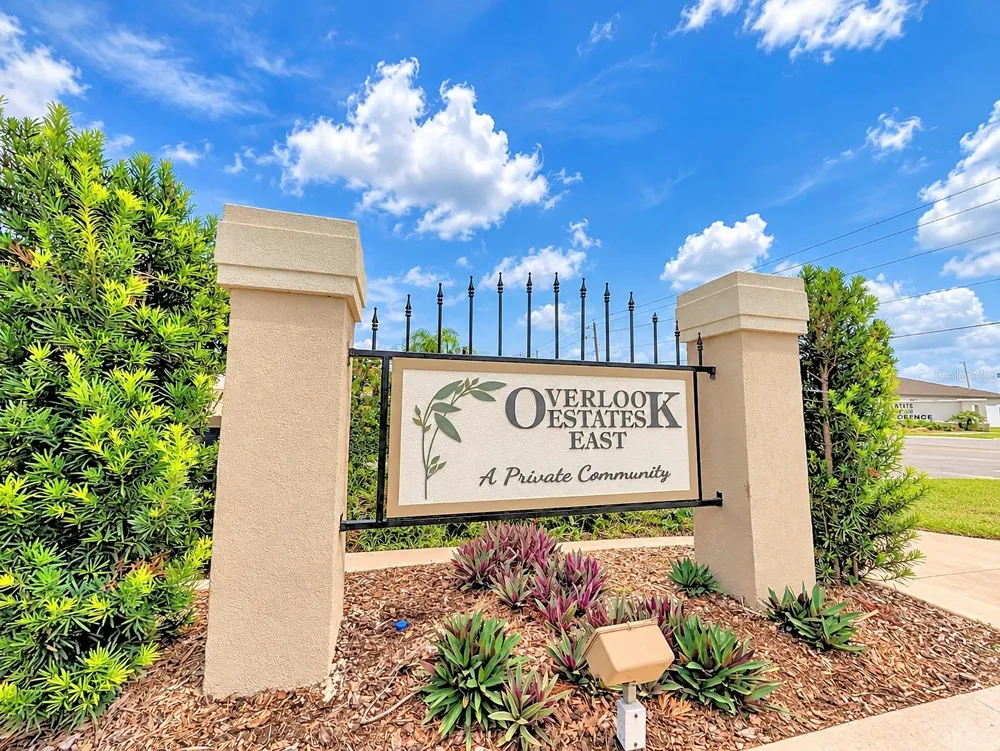 754 SANTA MARIA DR Winter Haven, FL 33884
