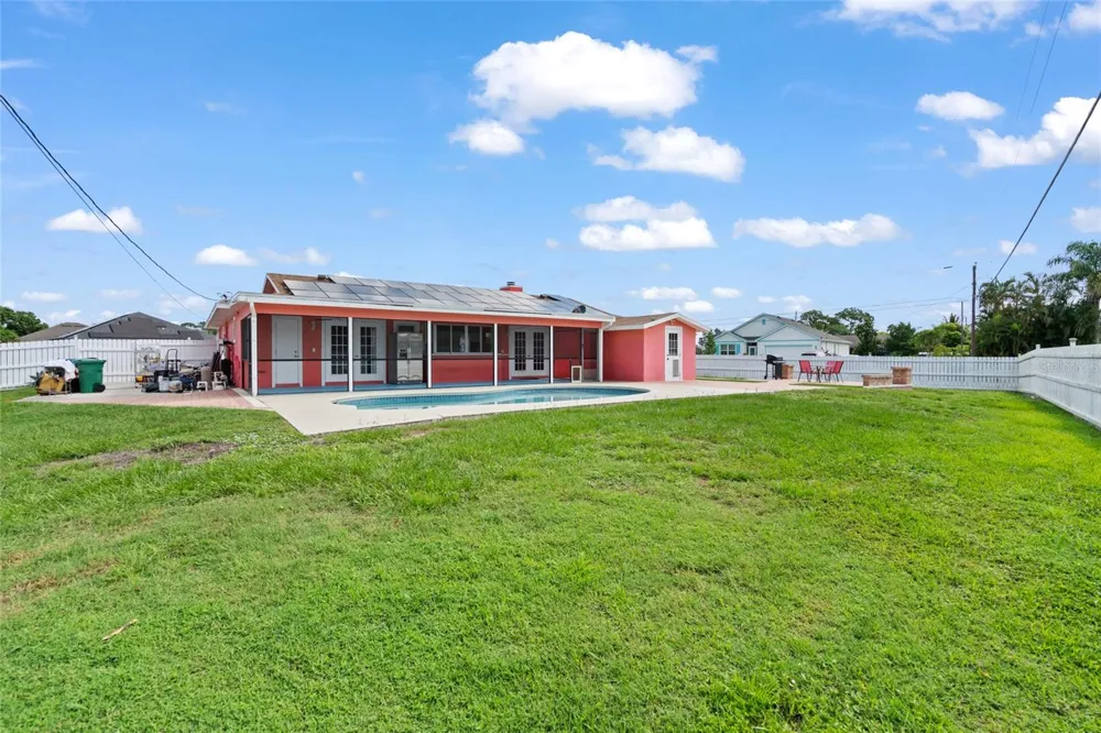 402 SW SEAFLOWER TERRACE Port St Lucie, FL 34984