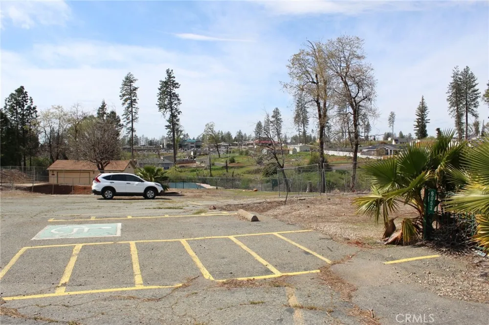 6047 Clark Paradise, CA 95969
