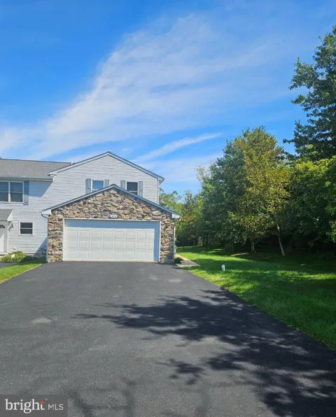 2618 DANIELS LANE