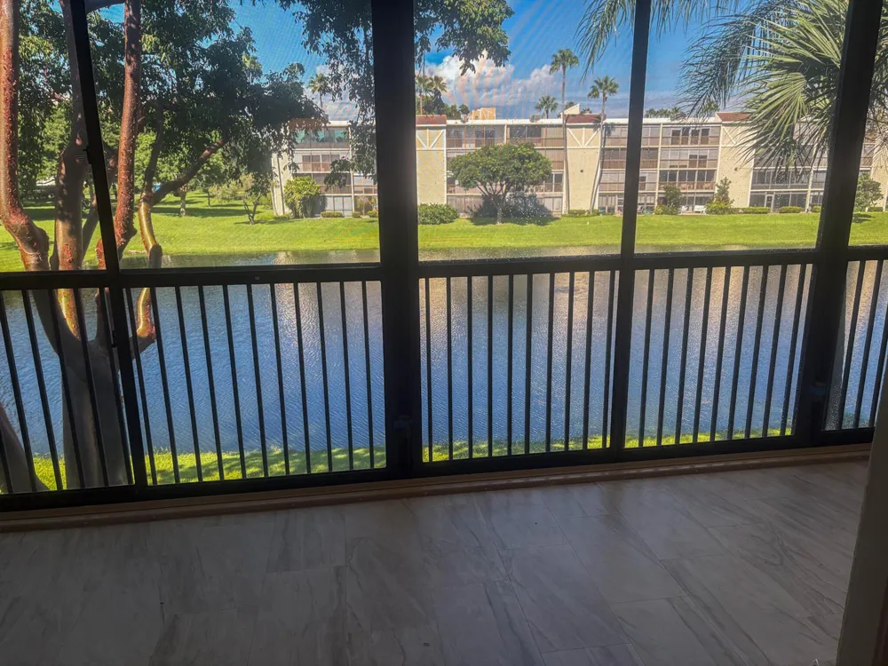 6515 KENSINGTON LANE #304 Delray Beach, FL 33446