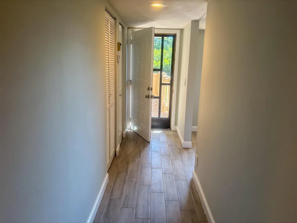 6515 KENSINGTON LANE #304 Delray Beach, FL 33446
